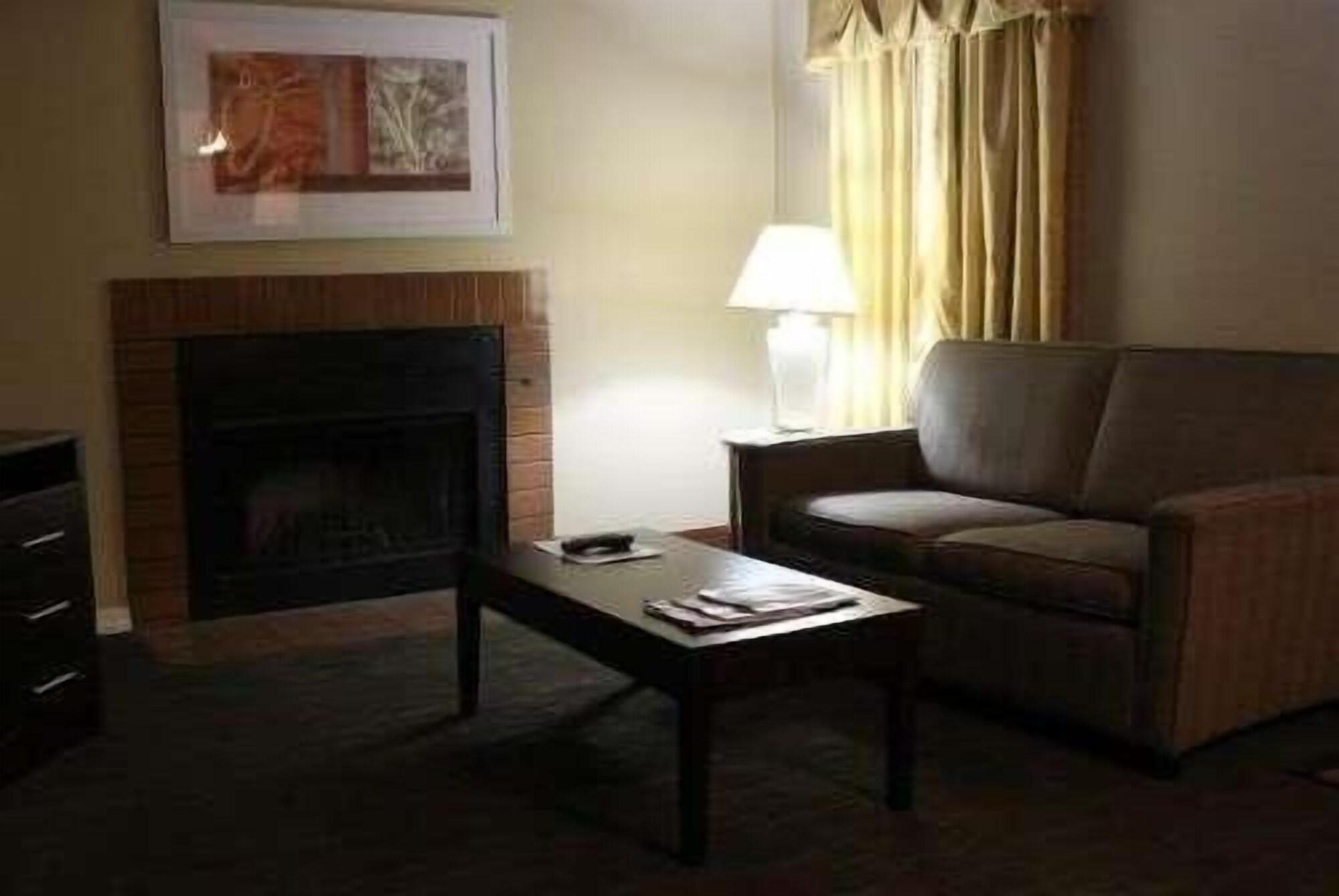 Hawthorn Suites Wichita East Extérieur photo