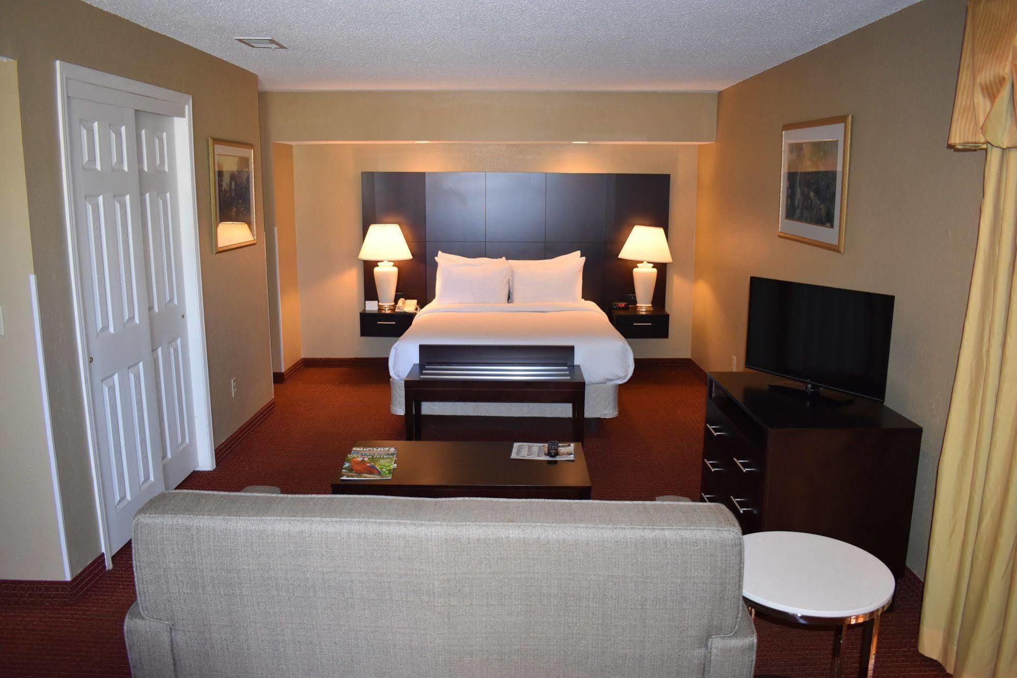 Hawthorn Suites Wichita East Extérieur photo